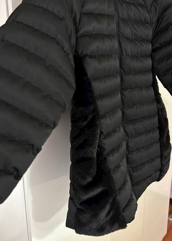 Siyah Kürklü Kadın Mont - Görsel 2