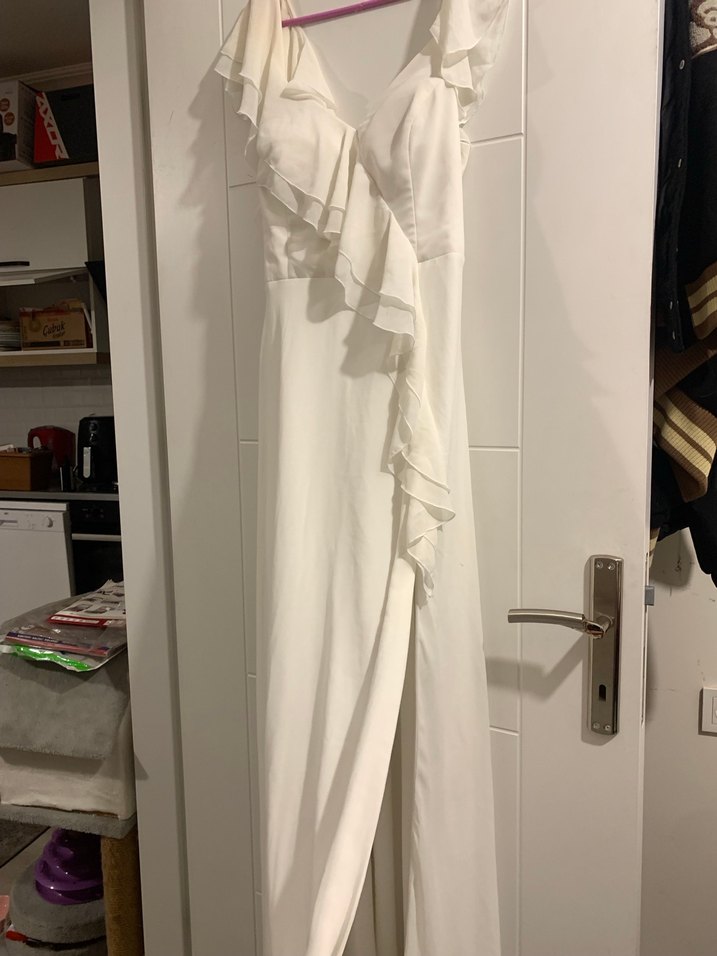 Beyaz Fırfırlı Uzun Kadın Elbise - Görsel 2