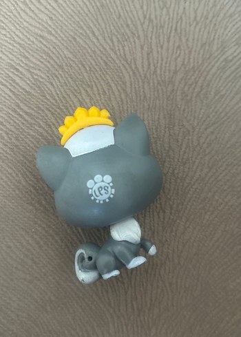 Gri Küçük Kedi Figürü