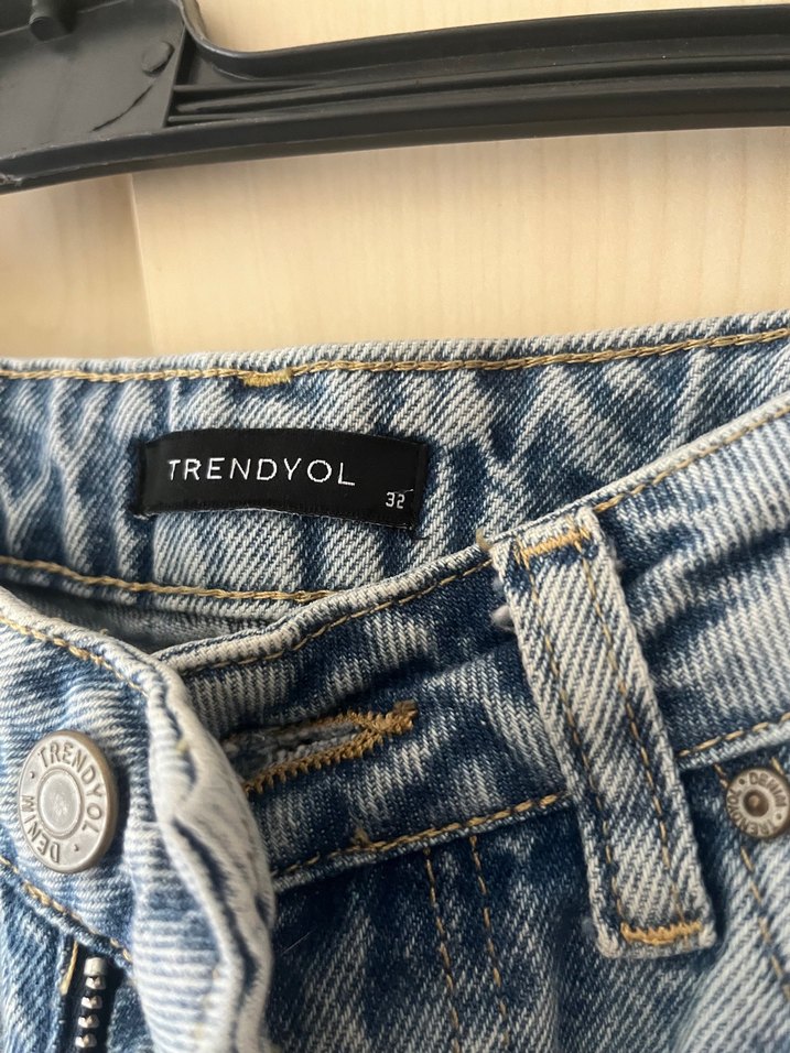 Gri Kadın Bol Kesim Midi Denim Jean - Görsel 3