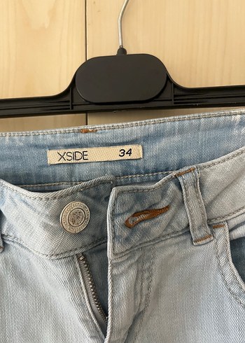 34 Beden mavi Renk Düğmeli Mavi Kısa Denim Şort