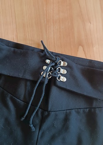 Penti XS BEDEN UYUMLU Siyah Kemerli Kadın İspanyo paça Pantolon