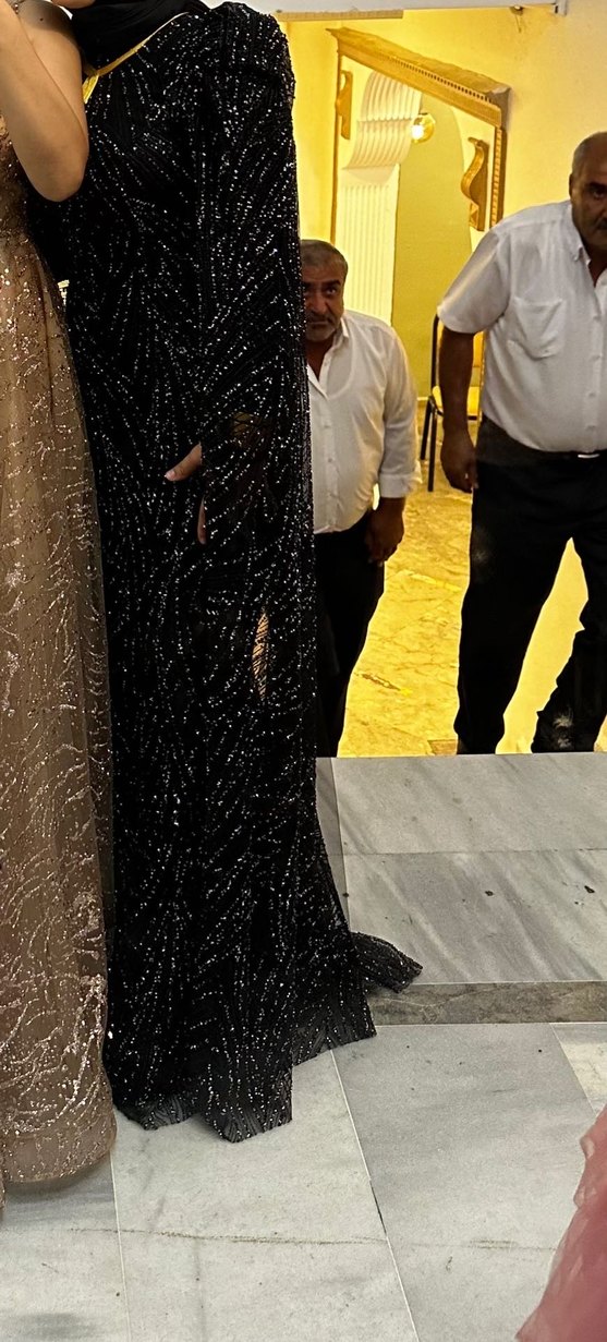 Taşlı siyah abiye - Görsel 3