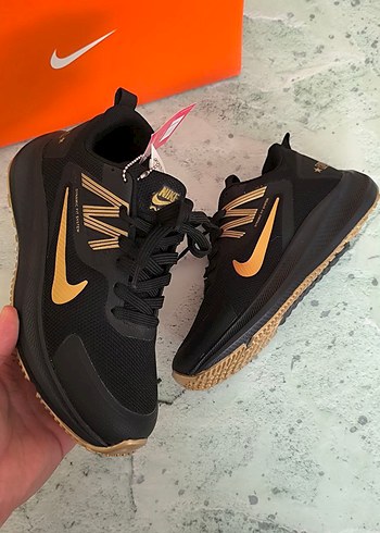 43 Beden siyah Renk NIKE AİR SPOR AYAKKABI