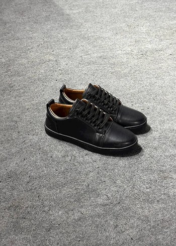 42 Beden CHRİSTİAN LOUBOUTİN ERKEK SPOR AYAKKABI