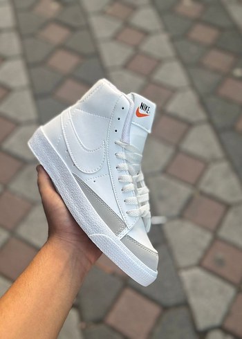 41 Beden NİKE BLAZER MİD 77