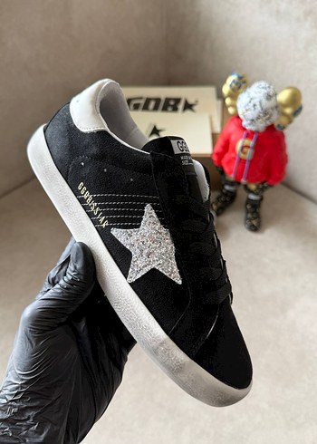 Golden Goose Deluxe 38