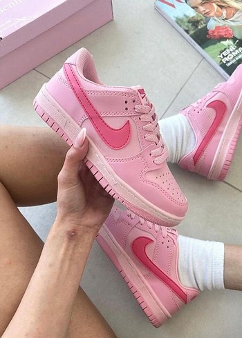 40 Beden Nike Kadın Spor Ayakkabı