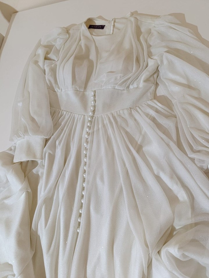 Uzun Kollu Beyaz Düğmeli Kadın Elbise - Görsel 4