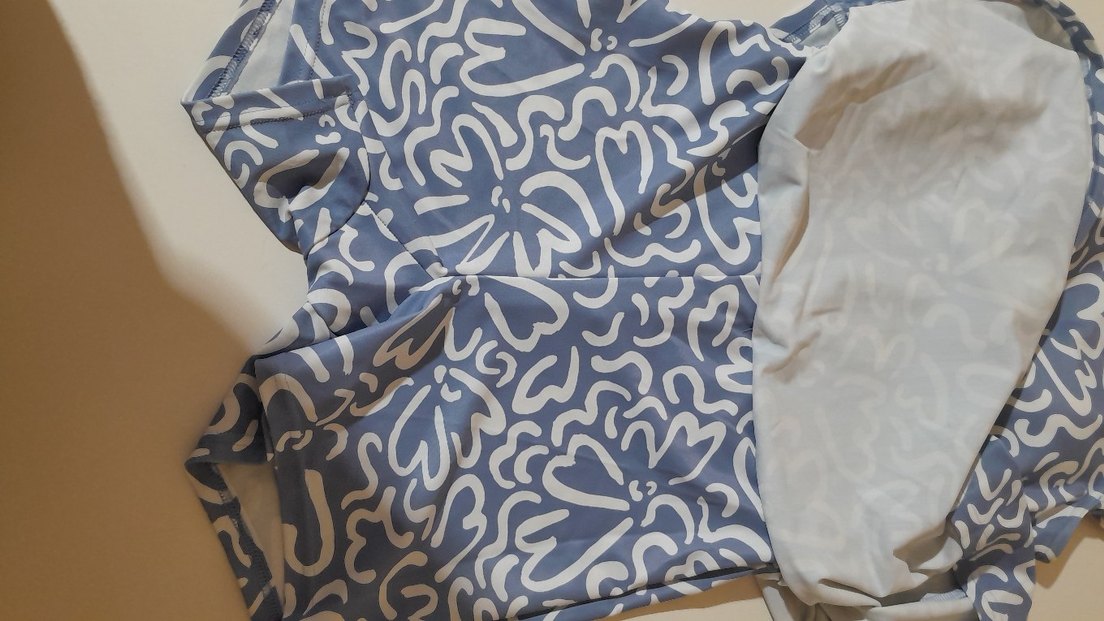 Açık mavi çicek desenli şortlu mayo - Görsel 4