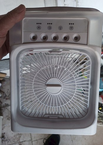 Beyaz ve Gri Masaüstü Fan - Görsel 2