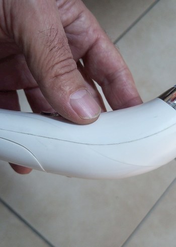 Beyaz Lazer siyah nokta yüz temizleme cihazı sorumsuz çalışıyor - Görsel 2