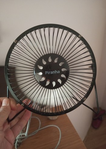 Küçük Siyah Piranha Masa Vantilatörü - Görsel 4