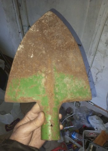 Feza Sivri Uçlu Bahçe Küreği Demir - Görsel 3