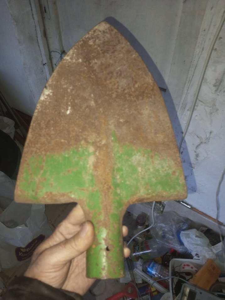 Feza Sivri Uçlu Bahçe Küreği Demir - Görsel 3