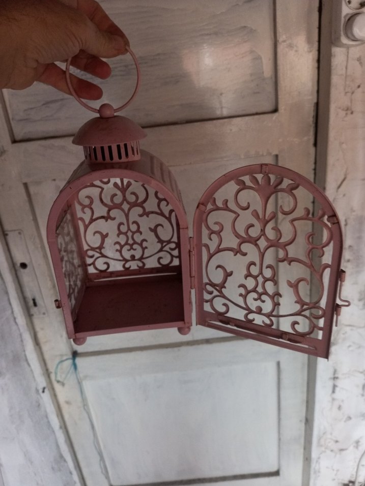 Pembe Metal Desenli Mumluk - Görsel 2