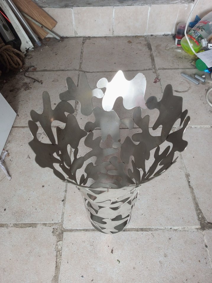 Gri Metal Dekoratif Vazo - Görsel 2