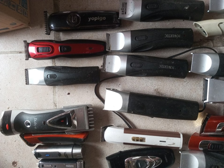 Gri Renkli Elektrikli Tıraş Makinesi - Görsel 3