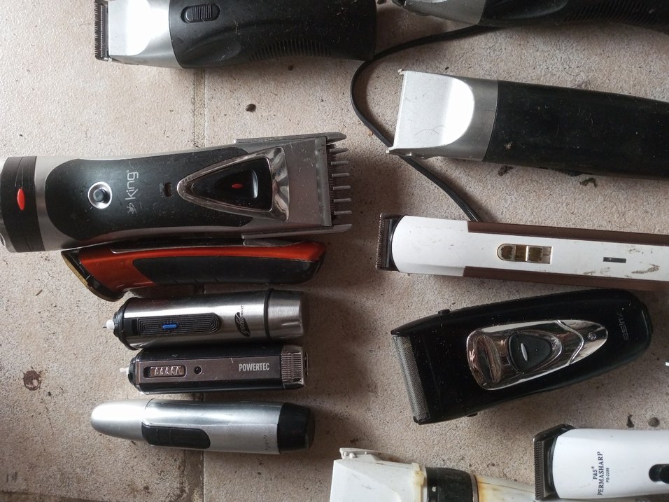 Gri Renkli Elektrikli Tıraş Makinesi - Görsel 4