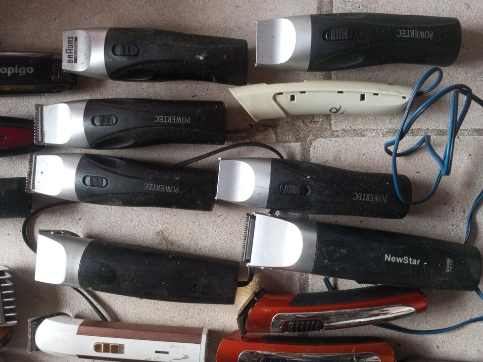 Gri Renkli Elektrikli Tıraş Makinesi - Görsel 2