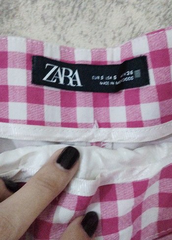 Zara Düğmeli Pembe Kareli Pamuk Şort