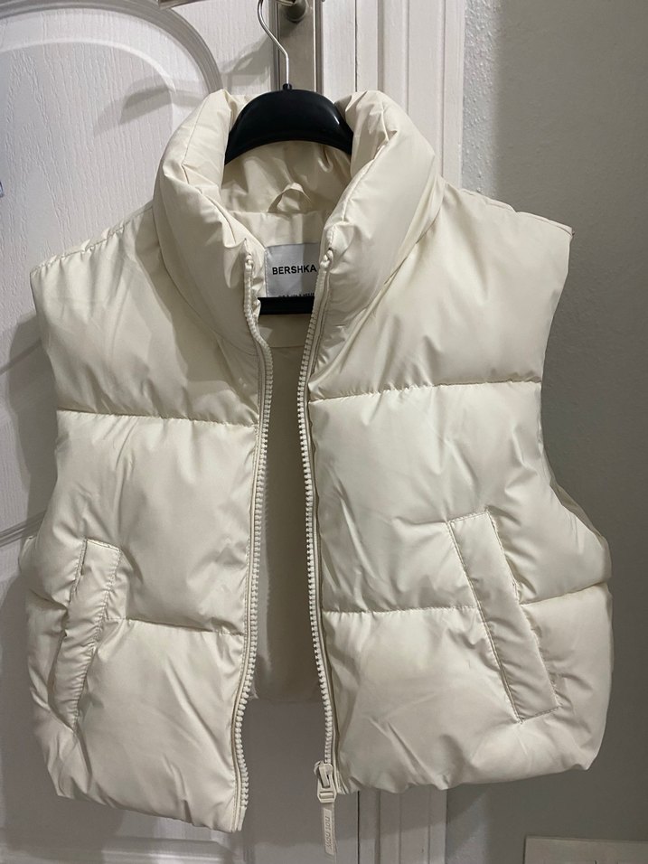 Düğmeli Beyaz Kadın Şişme Yelek - Görsel 2