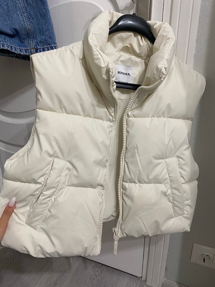 Düğmeli Beyaz Kadın Şişme Yelek - Görsel 3