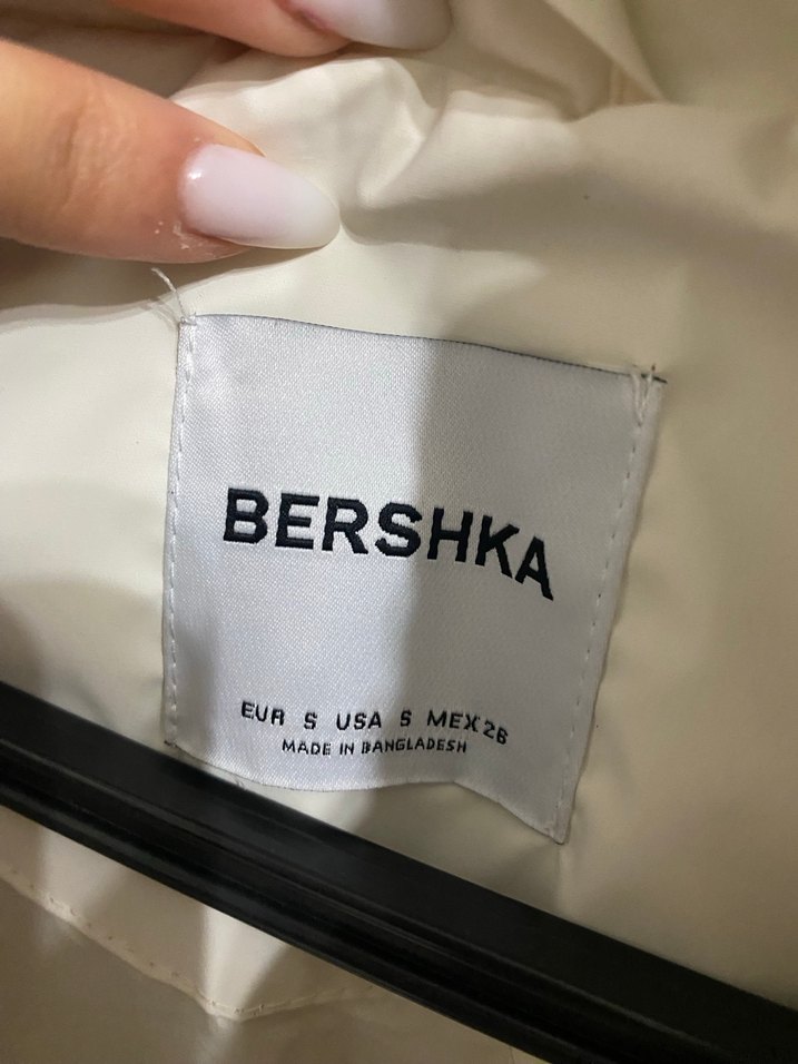 Düğmeli Beyaz Kadın Şişme Yelek - Görsel 4