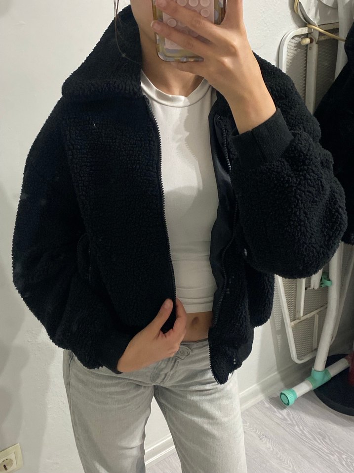 Gri Yüksek Yakalı Kadın Peluş Ceket - Görsel 3