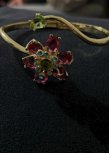 LOTUS DESENLİ ŞIK BİLEKLİK - Görsel 2