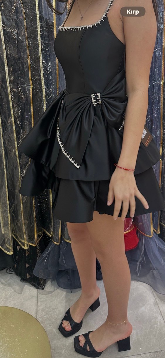 Zincir Detaylı Siyah Mini Gece Elbisesi - Görsel 2