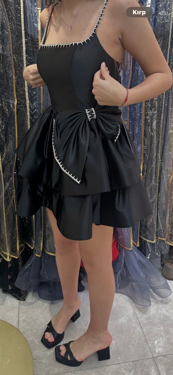 Zincir Detaylı Siyah Mini Gece Elbisesi - Görsel 3