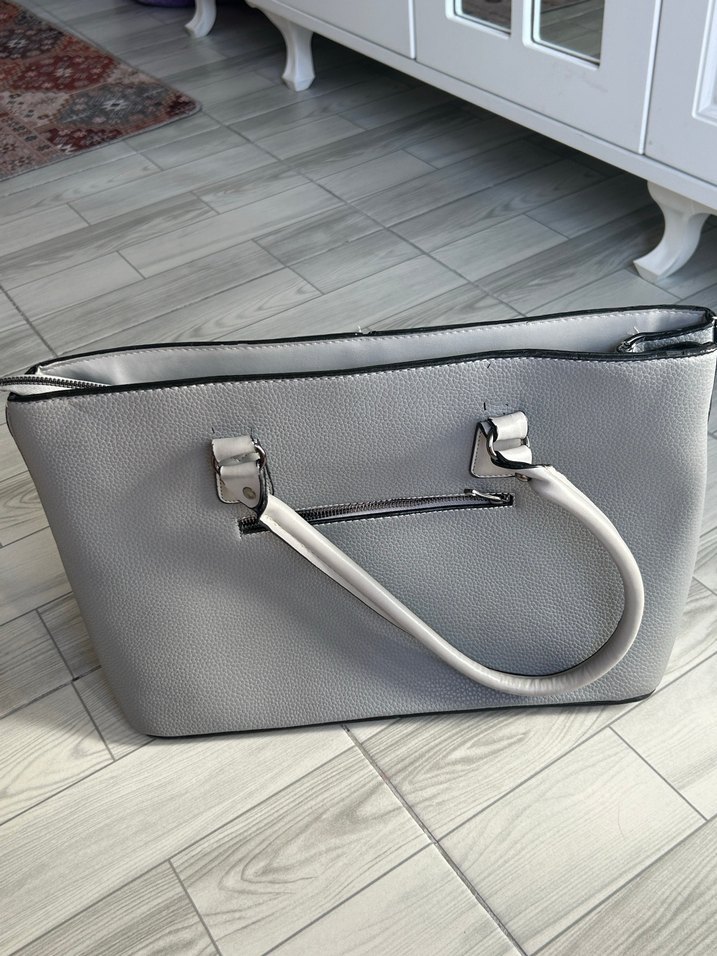 Gri Deri Fermuarlı Kadın Çanta - Görsel 2
