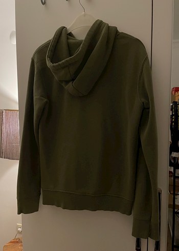 Pull and Bear Kadın Haki Kapüşonlu Sweatshirt