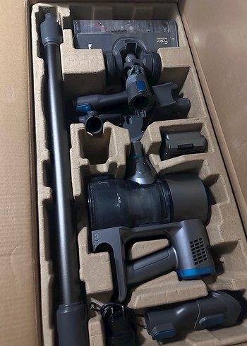 Siyah Kablosuz Elektrikli Süpürge - Görsel 3