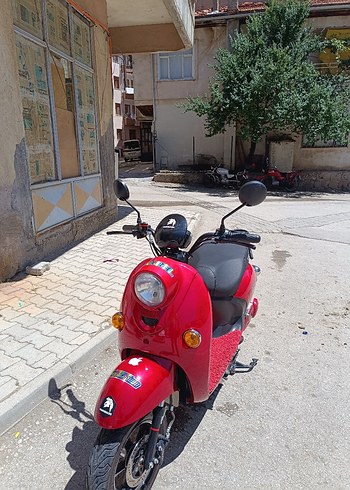 Beden kırmızı Renk HATASI GARAJ MOTORU VS2
