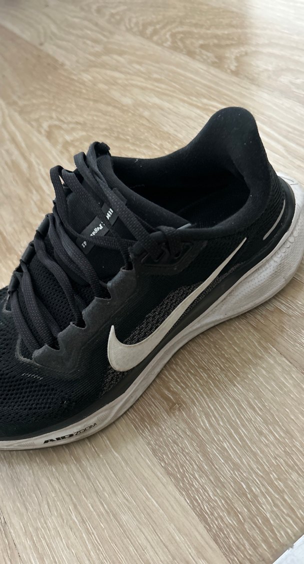 Siyah Bağcıklı Kadın Spor Ayakkabı - Görsel 3