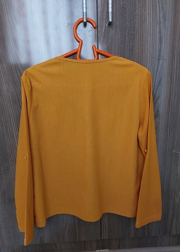 Düğmeli Hardal Bluz - Görsel 3