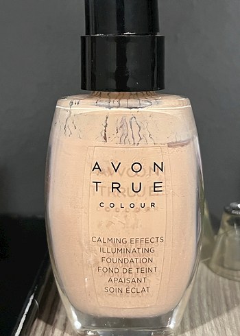 Avon True Colour Aydınlatıcı Fondöten Bej