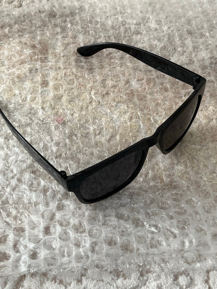 Gri Kürklü Kadın Güneş Gözlüğü - Görsel 2