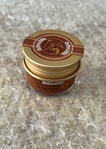 Skinfood Somon Krem Kapatıcı - no 02