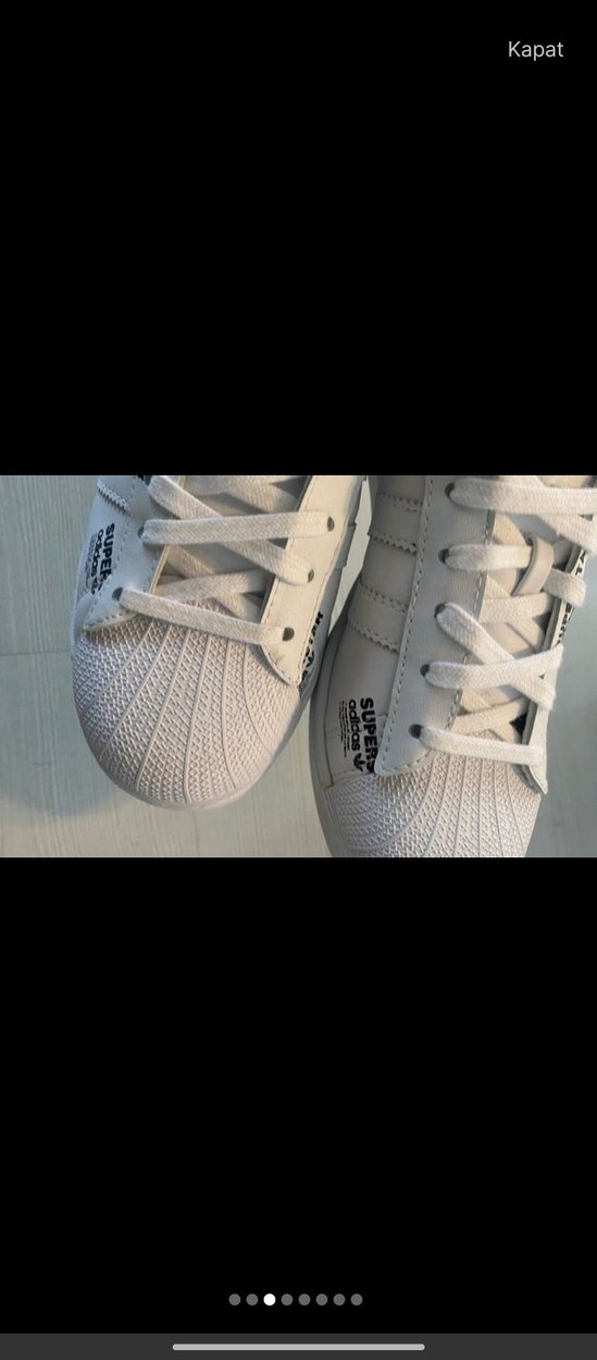 Renkli Baskılı Beyaz Bağcıklı Kadın Spor Ayakkabı - Görsel 3