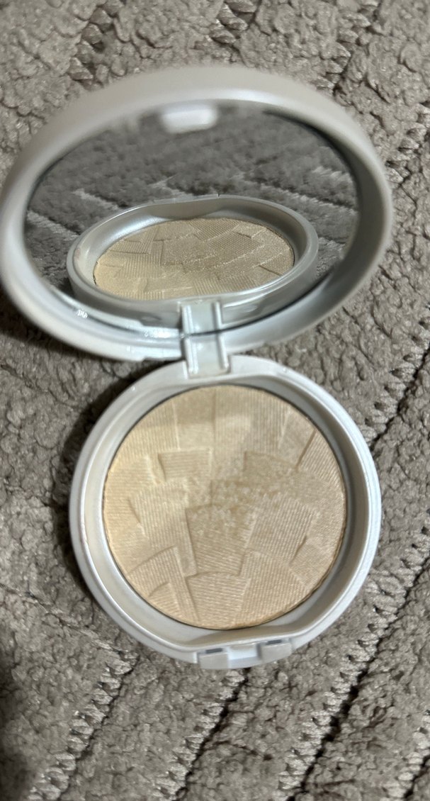 Gabrini Açık Ten Toz Aydınlatıcı - Görsel 2