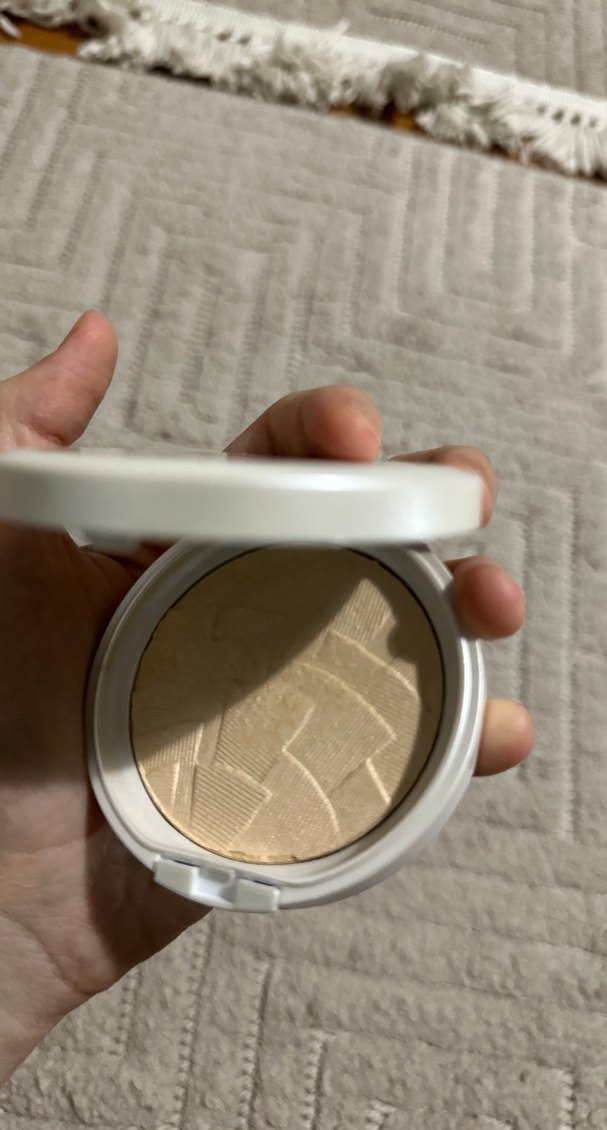 Gabrini Açık Ten Toz Aydınlatıcı - Görsel 3