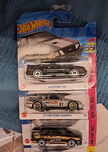 Hot Wheels 3'lü lot