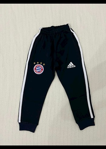 Kırmızı Adidas Bayern Münih Erkek Eşofman takımı - Görsel 3