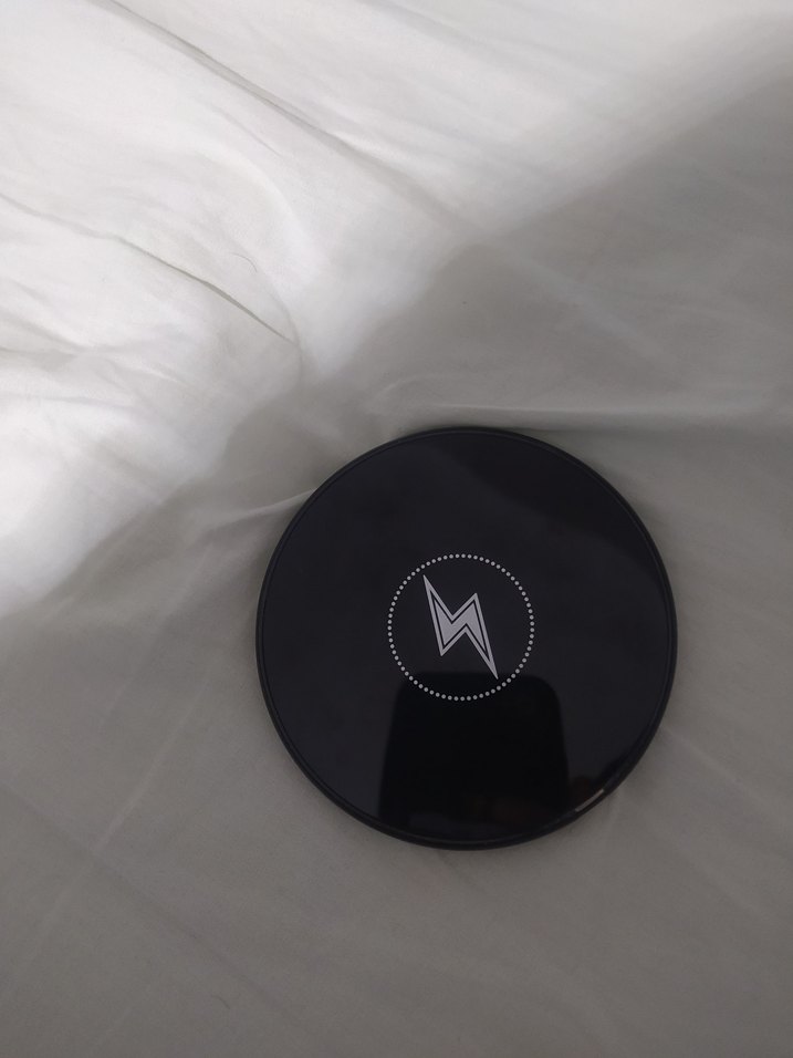 Renkli Yeşil Kablosuz Telefon Şarj Cihazı - Görsel 2