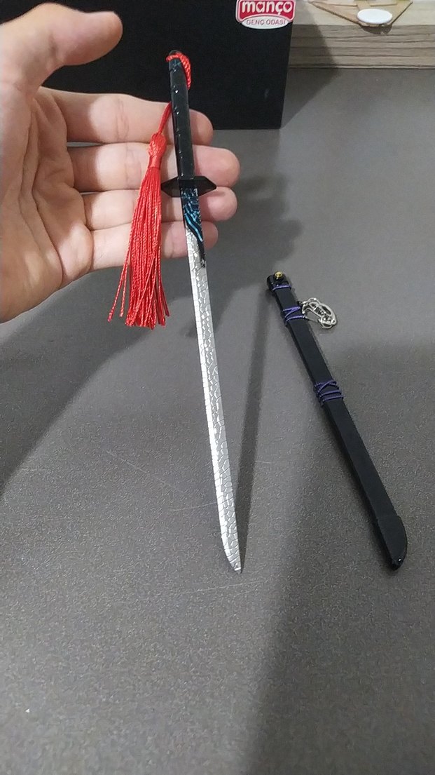 Kırmızı Püskül, Desenli Parlak Kılıç - Görsel 4