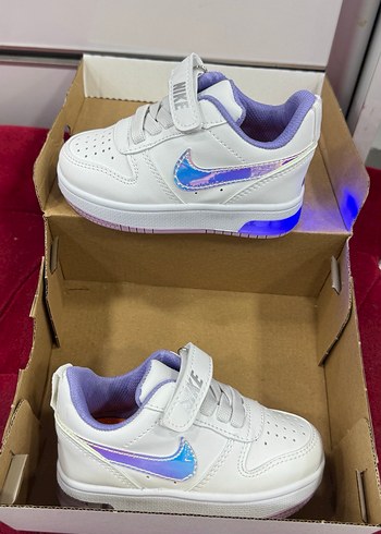 Kız Çocuk Beyaz Nike Spor Ayakkabı - Görsel 3