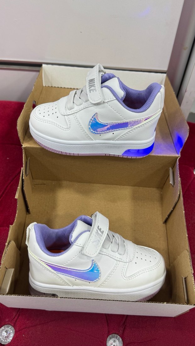 Kız Çocuk Beyaz Nike Spor Ayakkabı - Görsel 3